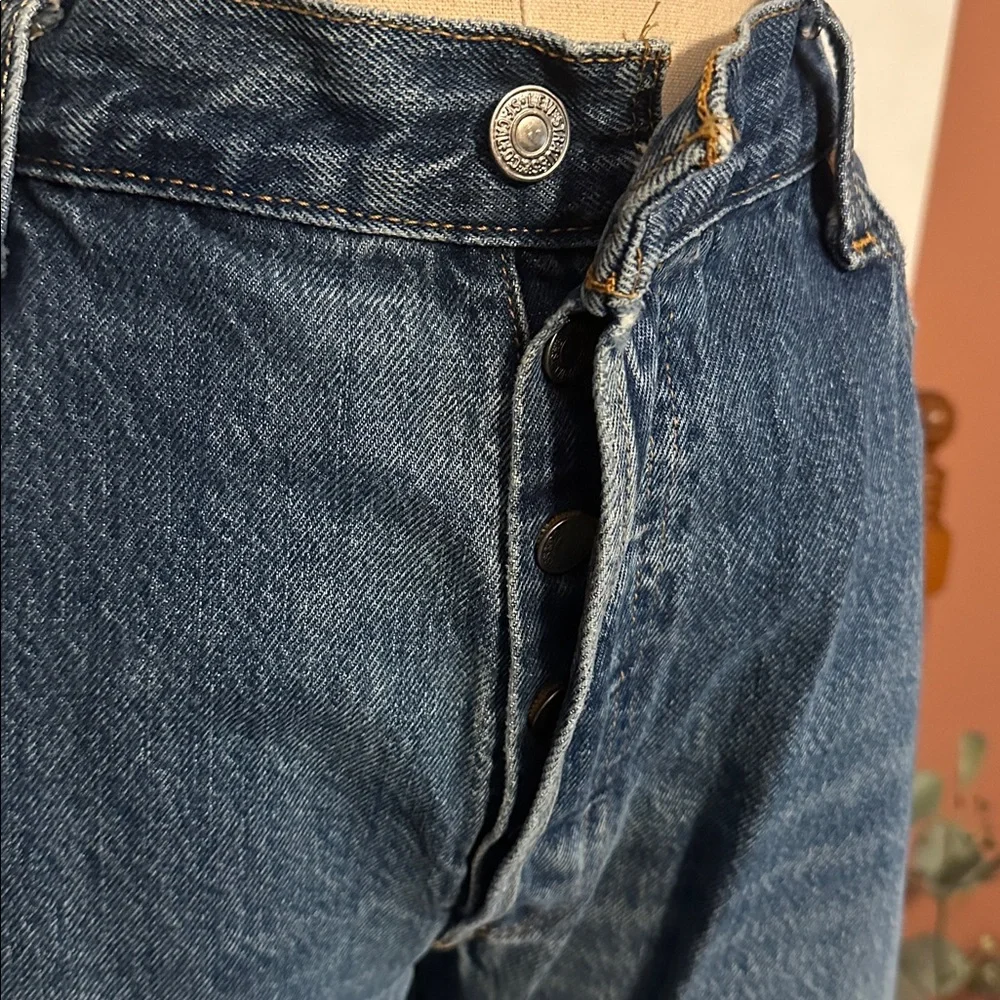 Levi's Men’s 501 straight Leg 36/32 cotton button fly denim blue Jeans